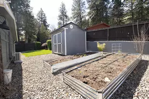 1812 Foley St, La Grande, OR 97850 - Photo 34