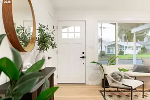 8301 N Hurst Ave, Portland, OR 97203 - Photo 20