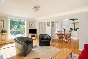 2205 NE Mason St, Portland, OR 97211 - Photo 8