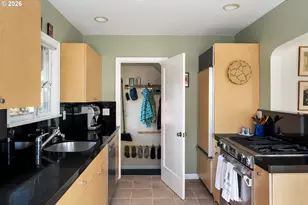 2205 NE Mason St, Portland, OR 97211 - Photo 18