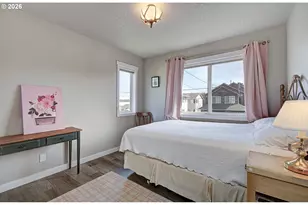 350 17th Ave, Seaside, OR 97138 - Photo 20