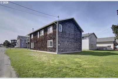 350 17th Ave, Seaside, OR 97138 - Photo 34