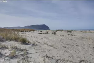 350 17th Ave, Seaside, OR 97138 - Photo 44