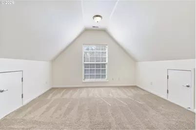 9575 SW Pihas St, Portland, OR 97223 - Photo 36