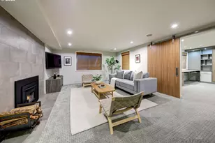 4460 SW 78th Ave, Portland, OR 97225 - Photo 34