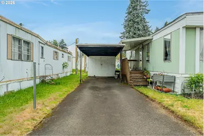 13045 SE Stark St #109, Portland, OR 97233 - Photo 2