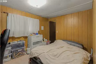13045 SE Stark St, Portland, OR 97233 - Photo 16