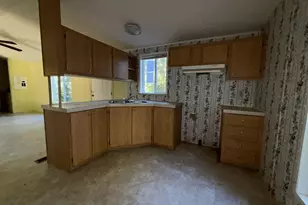 64 Outer Dr, Florence, OR 97439 - Photo 8