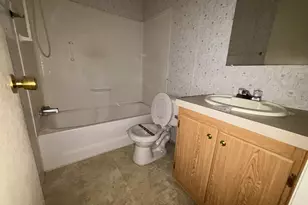 64 Outer Dr, Florence, OR 97439 - Photo 6