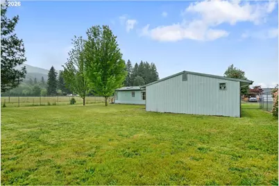1190 SE Laurel St, Mill City, OR 97360 - Photo 32