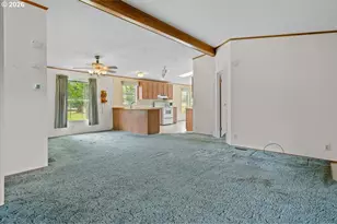 1190 SE Laurel St, Mill City, OR 97360 - Photo 8