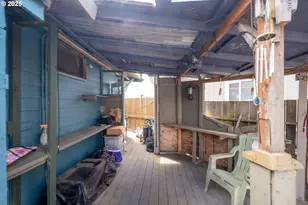 1541 SE 51st St, Lincoln City, OR 97367 - Photo 22