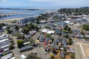 1541 SE 51st St, Lincoln City, OR 97367 - Photo 28