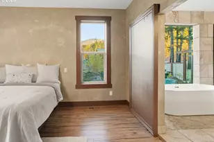 49164 McKenzie Hwy, Vida, OR 97488 - Photo 22