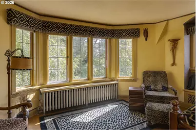 107 NE Laurelhurst Pl, Portland, OR 97232 - Photo 36