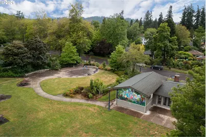 541 W 21st Ave, Eugene, OR 97405 - Photo 44