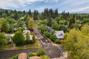 541 W 21st Ave, Eugene, OR 97405 - Photo 40