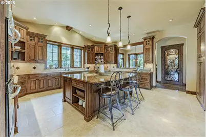 27520 Erickson Rd, Eugene, OR 97402 - Photo 10