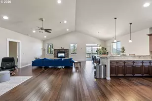 6451 Dogwood St, Springfield, OR 97478 - Photo 8