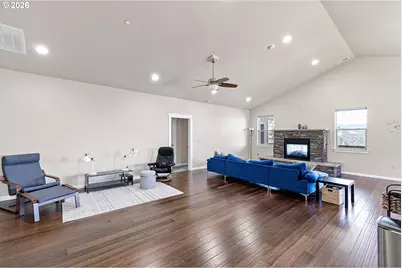 6451 Dogwood St, Springfield, OR 97478 - Photo 10