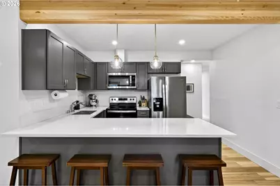 711 W 24th St, Vancouver, WA 98660 - Photo 8