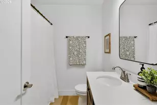 711 W 24th St, Vancouver, WA 98660 - Photo 16