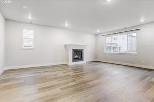 7876 NW Eleanor Ave, Portland, OR 97229 - Photo 6