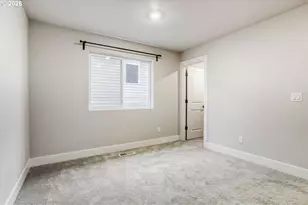 7876 NW Eleanor Ave, Portland, OR 97229 - Photo 16