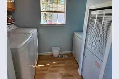 227 Lakeland Dr, Lakeside, OR 97449 - Photo 26