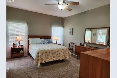 227 Lakeland Dr, Lakeside, OR 97449 - Photo 38