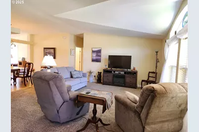 227 Lakeland Dr, Lakeside, OR 97449 - Photo 16