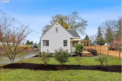 4830 NE 60th Ave, Portland, OR 97218 - Photo 4