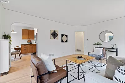 4830 NE 60th Ave, Portland, OR 97218 - Photo 6