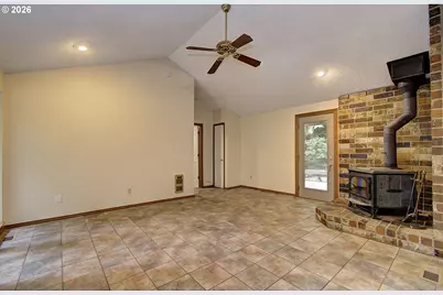 20301 NE 225th Ave, Brush Prairie, WA 98606 - Photo 10