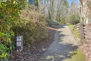 13 Mountain Cir, Lake Oswego, OR 97035 - Photo 40
