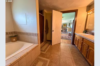 221 Cottonwood, Mount Vernon, OR 97865 - Photo 14