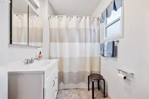 3515 Columbia Heights Rd, Longview, WA 98632 - Photo 16