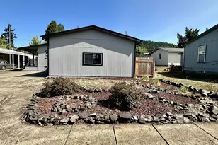1322 Nikki Pl, Cottage Grove, OR 97424 - Photo 4