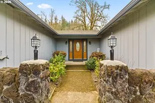 7027 S E St, Springfield, OR 97478 - Photo 4