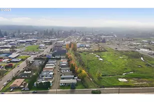 208 W Heintz St, Molalla, OR 97038 - Photo 22