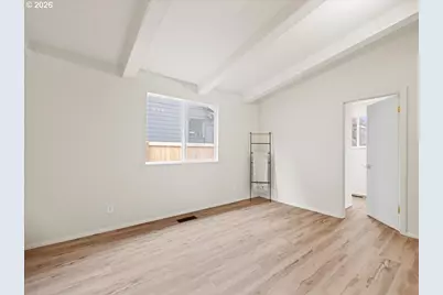 411 S 1st St, Silverton, OR 97381 - Photo 10