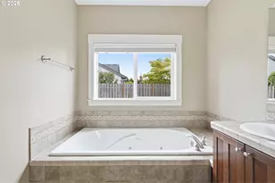 1438 N Juniper Pl, Canby, OR 97013 - Photo 30