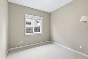 1438 N Juniper Pl, Canby, OR 97013 - Photo 24