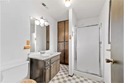 1223 Sable Dr, Roseburg, OR 97470 - Photo 16