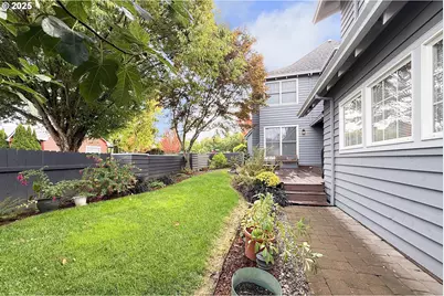 22285 NE Park Ln, Fairview, OR 97024 - Photo 30