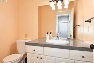 22285 NE Park Ln, Fairview, OR 97024 - Photo 8