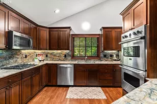 1265 Frogs Leap Ln, Eugene, OR 97404 - Photo 14
