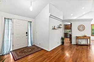 1265 Frogs Leap Ln, Eugene, OR 97404 - Photo 4