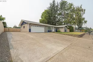 4726 Antelope Ct NE, Salem, OR 97305 - Photo 2