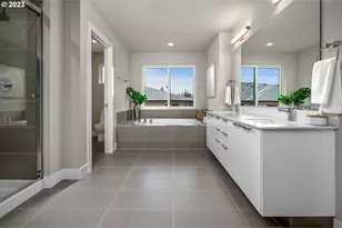 12131 SE Majestic Fls Ave, Happy Valley, OR 97086 - Photo 28